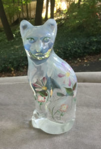 Fenton Stylized Cat figurine - Daisy Lane pattern