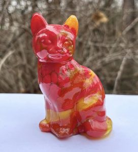 Mould-blown Fenton cat by Dave Fetty