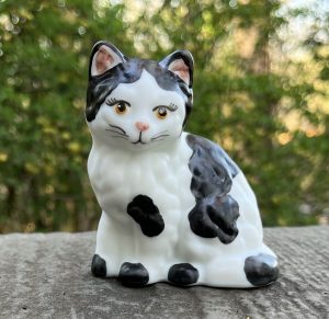 B&W Handpainted cat by Mosser Glass